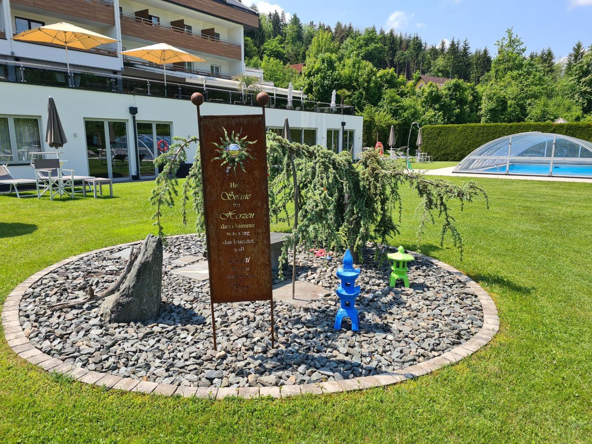 Dei Schoenblick