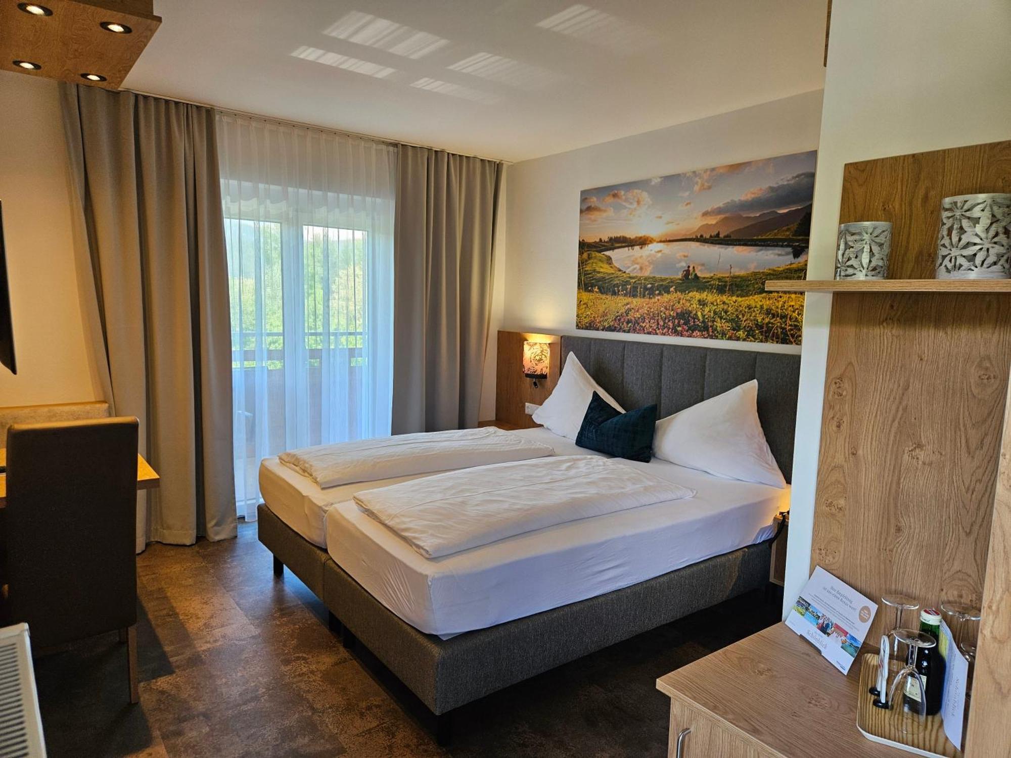 Dei Schoenblick 4*